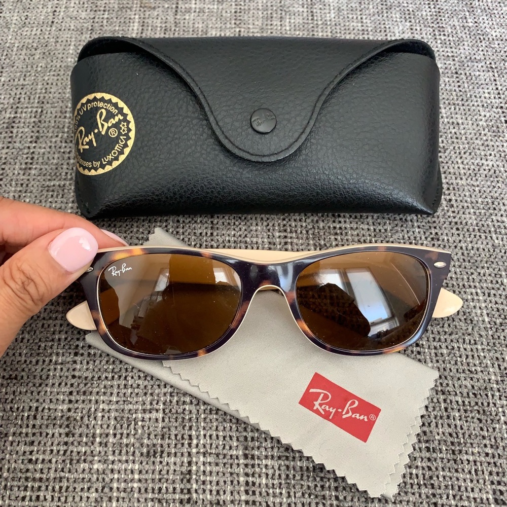 Ray-Ban New Wayfarers - tortoise shell/white